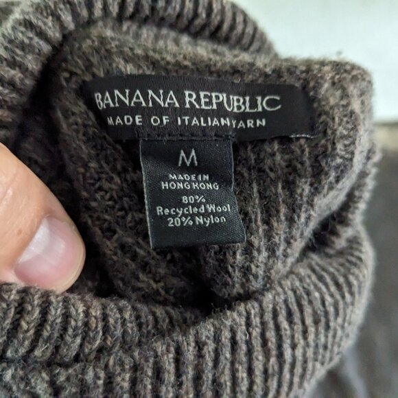 Italian Wool-Blend Turtleneck Sweater - Picture 4 of 4